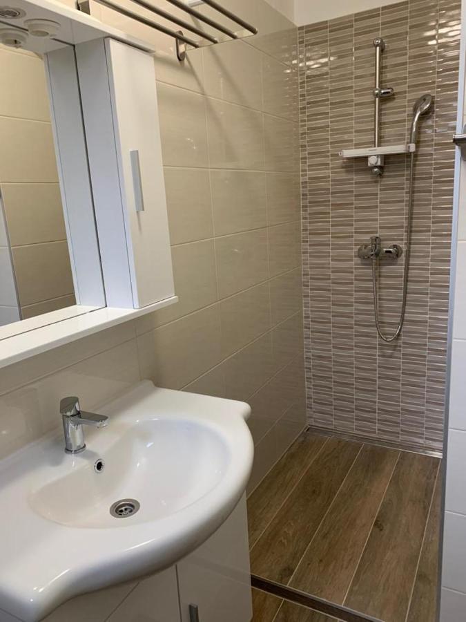 Korta Adria Apartment Drage Exterior photo